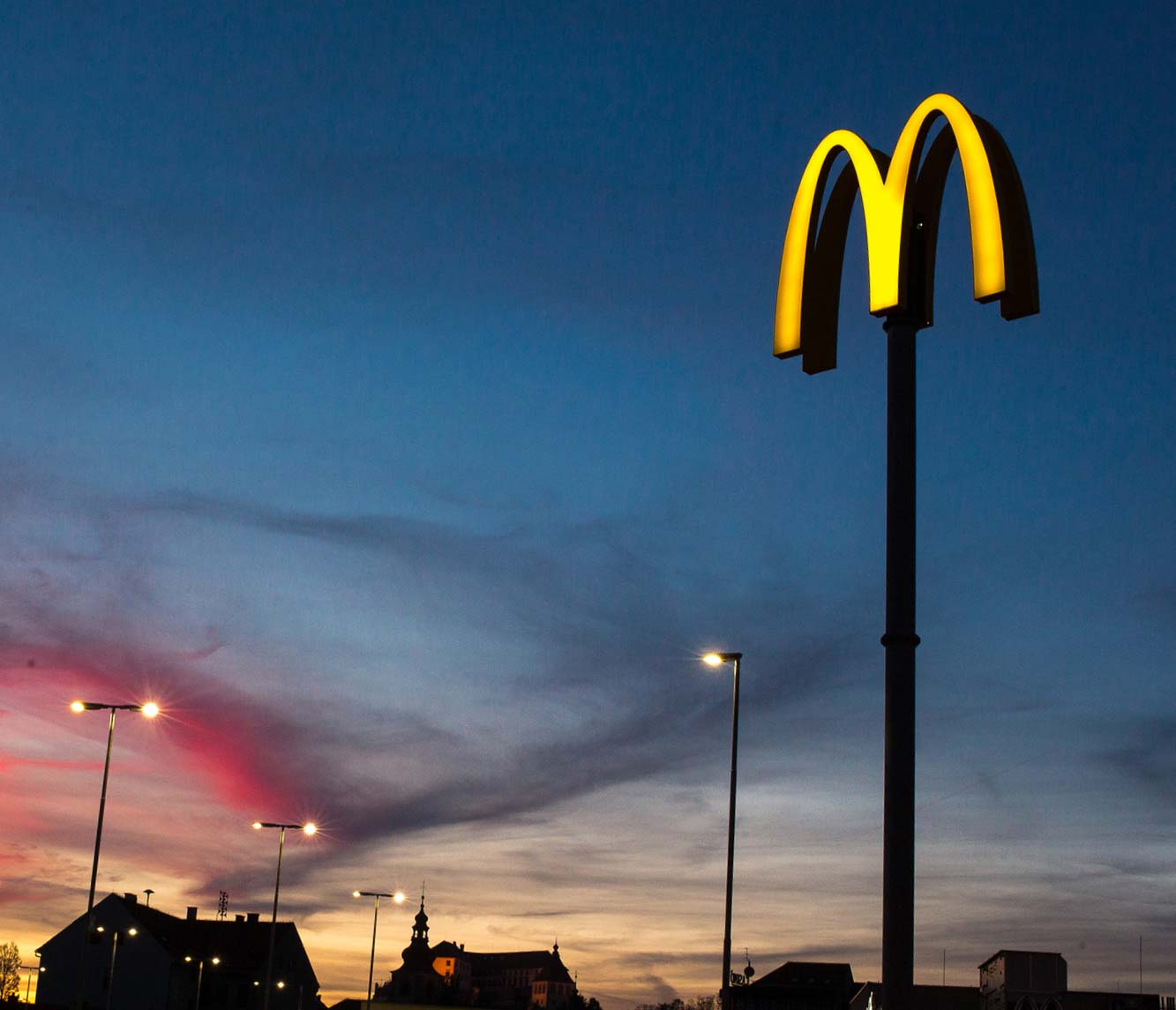 Mcdonalds fahnenmasten